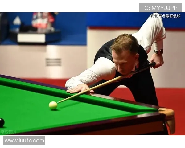 墨菲与颜炳涛激战正酣谁能在这场巅峰对决中笑到最后